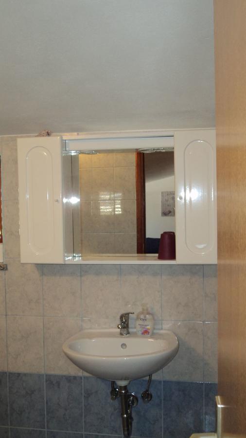 Studio Apartments Ana Rovigno Esterno foto